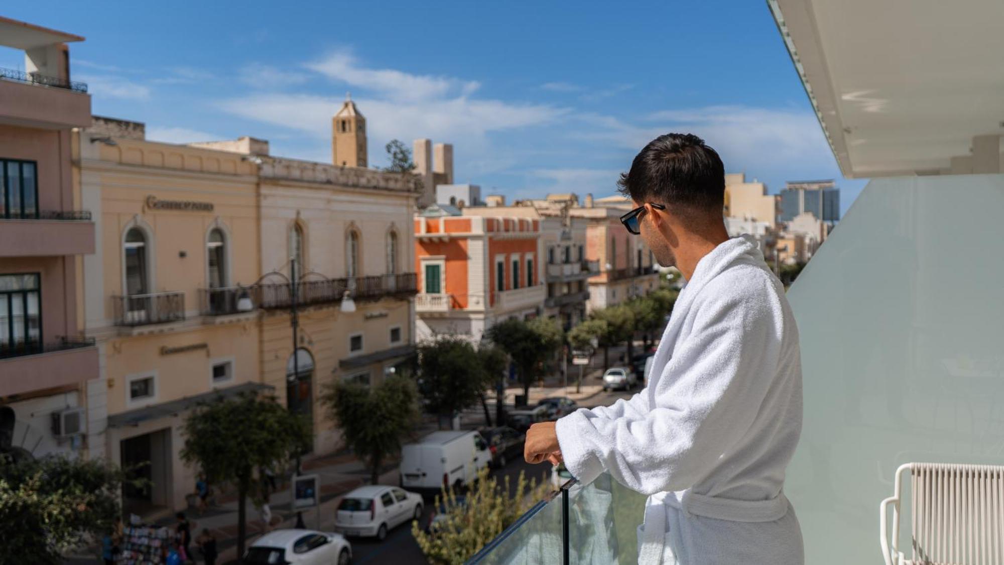 Hotel Popula - The Lifestyle