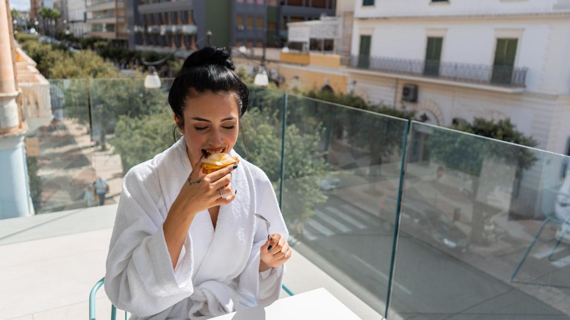 Hotel Popula - The Lifestyle
